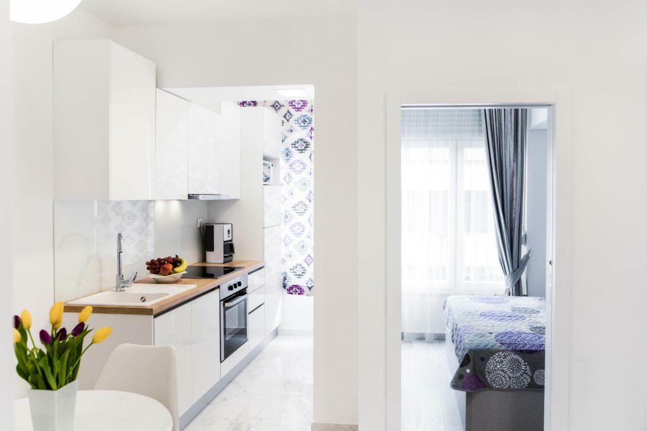 L&L Apartments สปลิท ภายนอก รูปภาพ